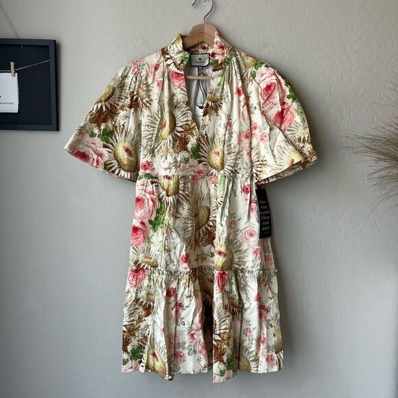 NEW Tuckernuck Dress Crawford Floral‎ Flutter Sleeve Sun Faded Mini Dress Size M - Picture 2 of 9